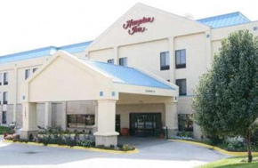  Hampton Inn Olathe  Олэт
